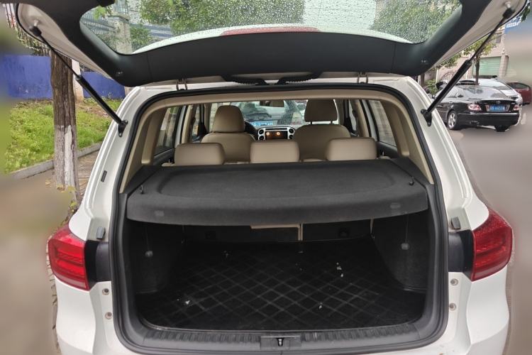 Used Volkswagen Tiguan 2013 1.8TSI Automatic Two-Wheel Drive Luxury Model Trunk