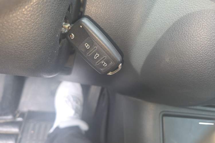 Used Volkswagen Tiguan 2013 2.0 TSI Automatic All-Wheel Drive Luxury Edition Vehicle Key