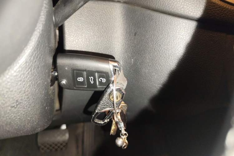 Used Volkswagen Tiguan 2013 1.8TSI Automatic Two-Wheel Drive Luxury Model Vehicle Key
