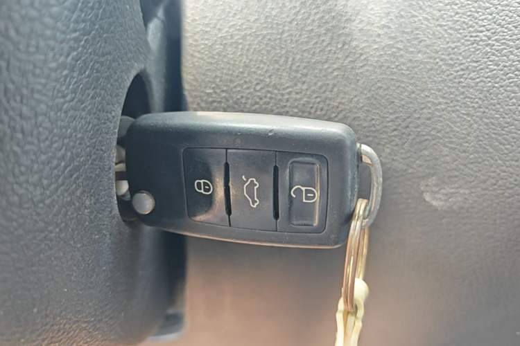 Used Volkswagen Tiguan 2013 1.8TSI Automatic Two-Wheel Drive Luxury Model Vehicle Key