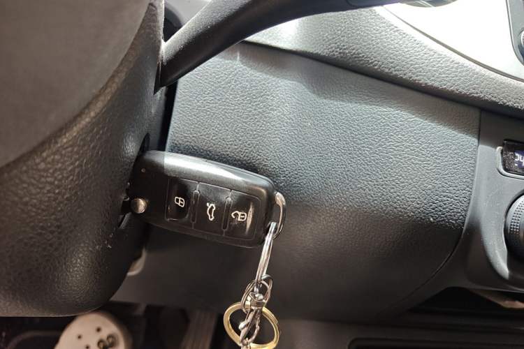 Used Volkswagen Tiguan 2013 1.8TSI Automatic Two-Wheel Drive Luxury Model Vehicle Key