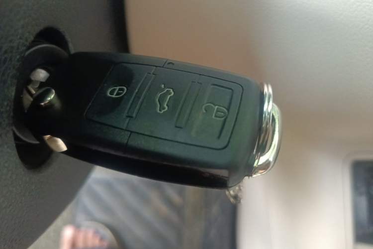 Used Volkswagen Tiguan 2013 1.8 TSI Automatic All-Wheel Drive Luxury Model Vehicle Key