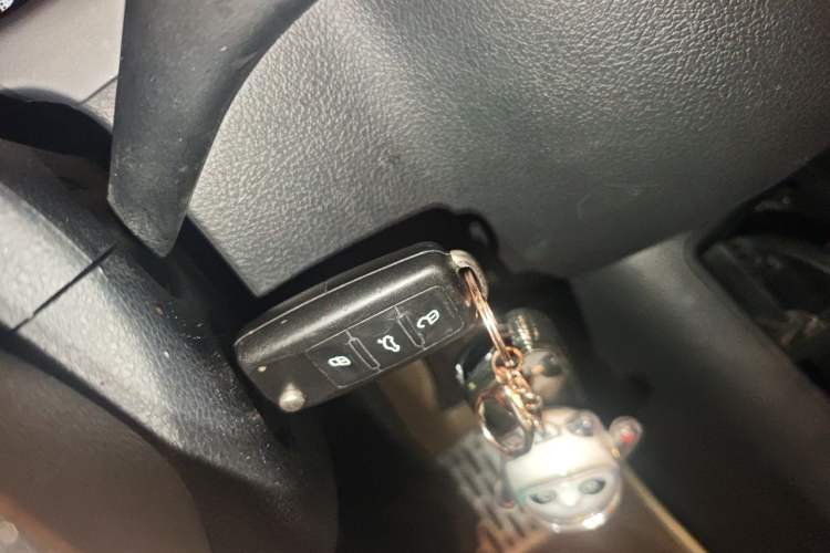 Used Volkswagen Tiguan 2013 1.8TSI Automatic Two-Wheel Drive Luxury Model Vehicle Key