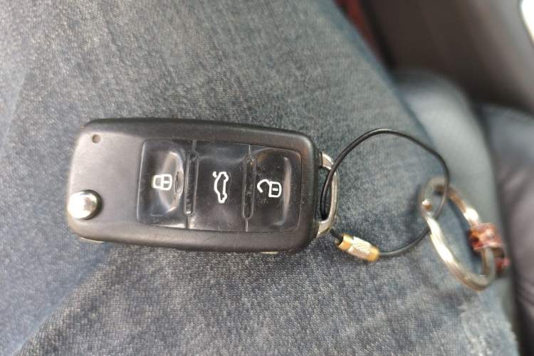 Used Volkswagen Tiguan 2013 1.8 TSI Automatic All-Wheel Drive Luxury Model Vehicle Key