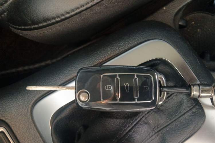 Used Volkswagen Tiguan 2013 1.8TSI Automatic Two-Wheel Drive Luxury Model Vehicle Key