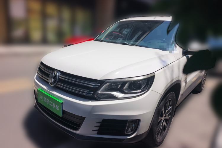 Used Volkswagen Tiguan 2013 1.8TSI Automatic Two-Wheel Drive Trend Edition Guazi used car, China used car export, Used car for sale, Used  cars, Cheapest cars for sale