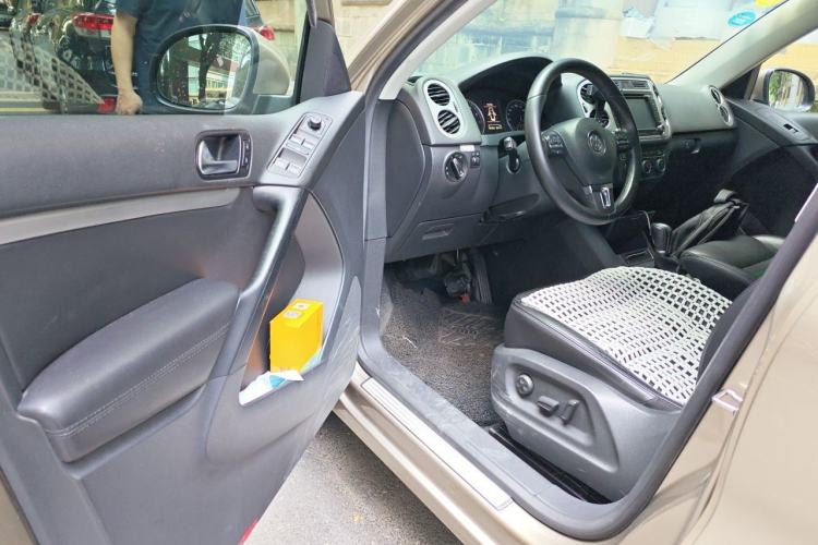 Used Volkswagen Tiguan 2013 1.8 TSI Automatic Two-Wheel Drive Comfort Edition Driver Seat