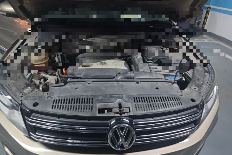 Used Volkswagen Tiguan 2013 1.8TSI Automatic Two-Wheel Drive Luxury Model Engine Bay