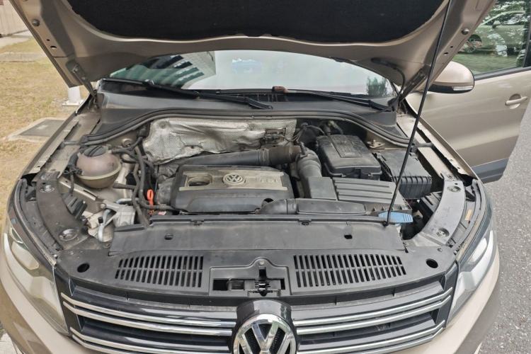 Used Volkswagen Tiguan 2013 1.8 TSI Automatic Two-Wheel Drive Comfort Edition Engine Bay