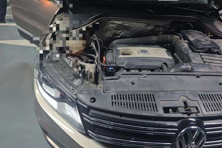Used Volkswagen Tiguan 2013 1.8TSI Automatic Two-Wheel Drive Luxury Model Engine Bay Right