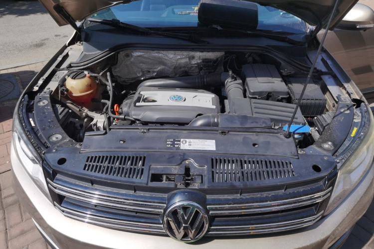 Used Volkswagen Tiguan 2013 1.8TSI Automatic Two-Wheel Drive Luxury Model Engine Bay