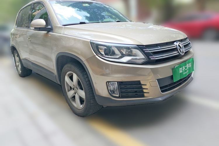 Used Volkswagen Tiguan 2013 1.8 TSI Automatic Two-Wheel Drive Comfort Edition Front Right 45 Deg