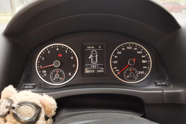 Used Volkswagen Tiguan 2013 1.8TSI Automatic All-Wheel-Drive Comfort Edition Instrument Cluster