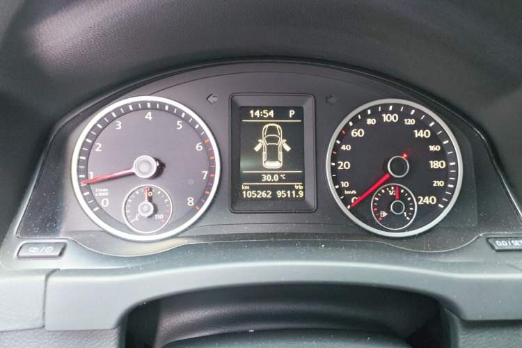 Used Volkswagen Tiguan 2013 1.8 TSI Automatic Two-Wheel Drive Comfort Edition Instrument Cluster