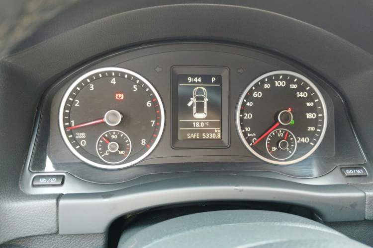 Used Volkswagen Tiguan 2013 1.8 TSI Automatic Two-Wheel Drive Comfort Edition Instrument Cluster