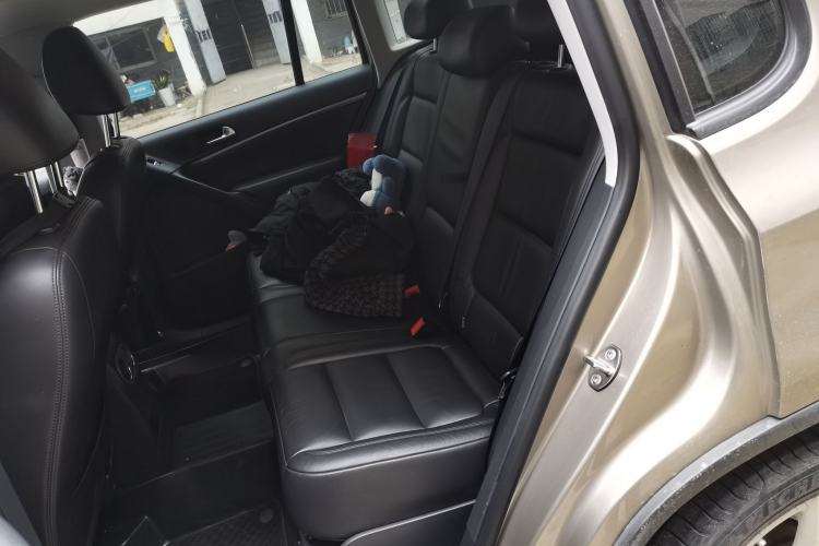 Used Volkswagen Tiguan 2013 1.8TSI Automatic All-Wheel-Drive Comfort Edition Left Rear Seat