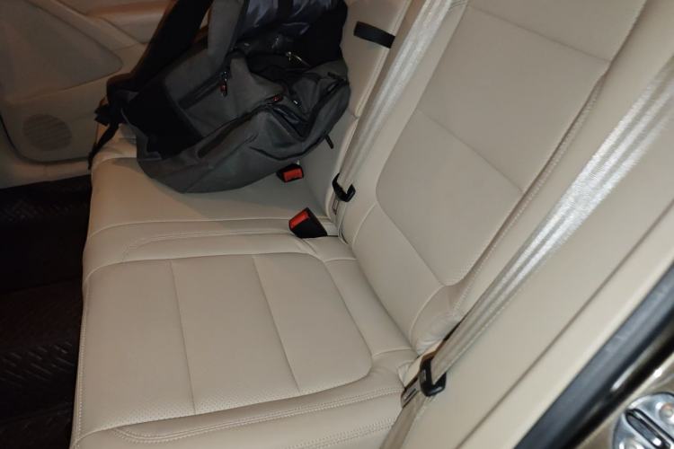 Used Volkswagen Tiguan 2013 1.8 TSI Automatic All-Wheel Drive Luxury Model Left Rear Seat