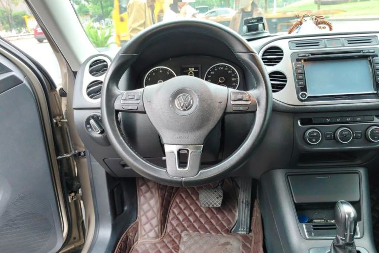 Used Volkswagen Tiguan 2013 1.8 TSI Automatic Two-Wheel Drive Comfort Edition Steering Wheel