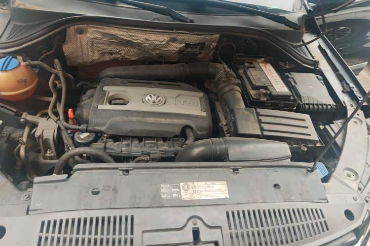 Used Volkswagen Tiguan 2014 1.8TSI Automatic 2WD 30th Anniversary Edition Engine Bay