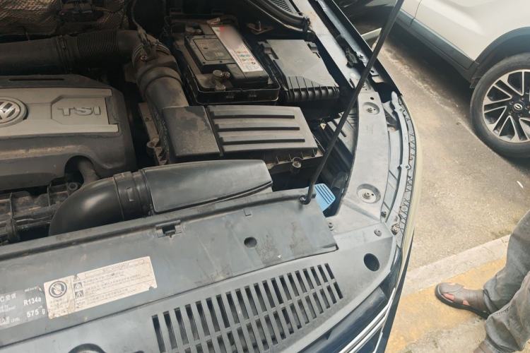 Used Volkswagen Tiguan 2014 1.8TSI Automatic 2WD 30th Anniversary Edition Engine Bay Left