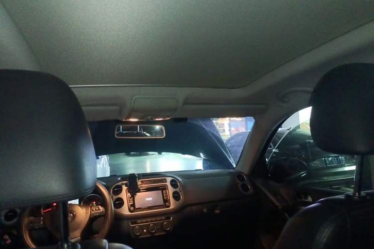 Used Volkswagen Tiguan 2014 1.8TSI Automatic 2WD 30th Anniversary Edition Headliner