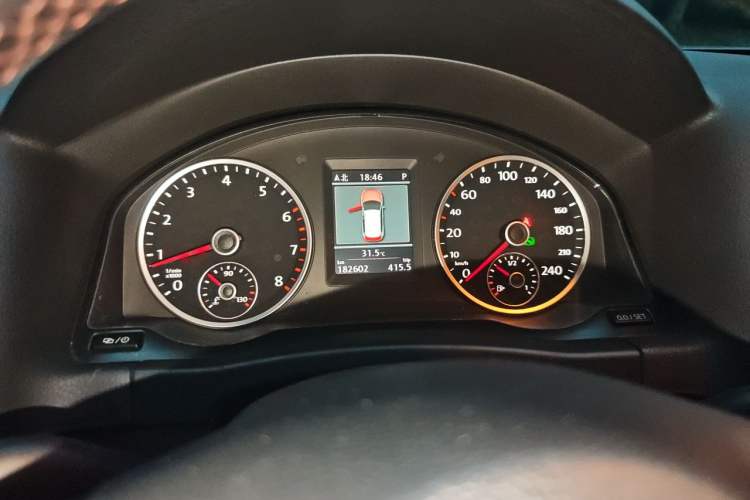 Used Volkswagen Tiguan 2014 2.0 TSI Exclusive Edition Instrument Cluster