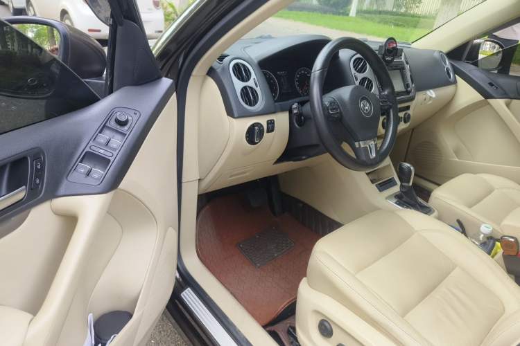 Used Volkswagen Tiguan 2014 1.8TSI Automatic 2WD 30th Anniversary Edition Driver Seat