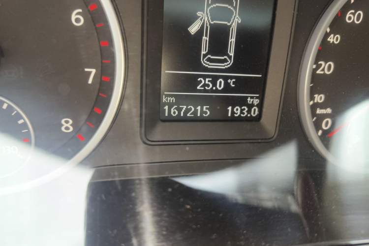 Used Volkswagen Tiguan 2014 1.8TSI Automatic 2WD 30th Anniversary Edition Odometer Close Up