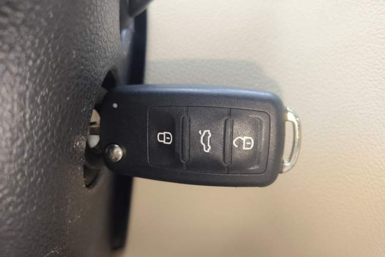 Used Volkswagen Tiguan 2014 1.8TSI Automatic 2WD 30th Anniversary Edition Vehicle Key