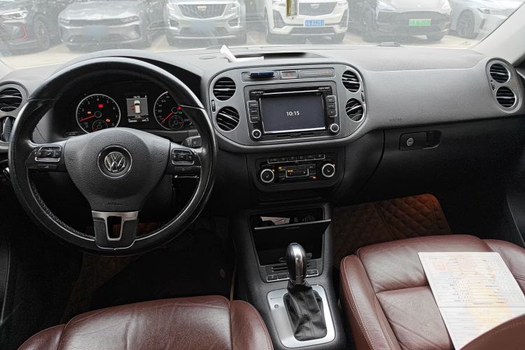 Used Volkswagen Tiguan 2014 2.0 TSI Exclusive Edition Center Console