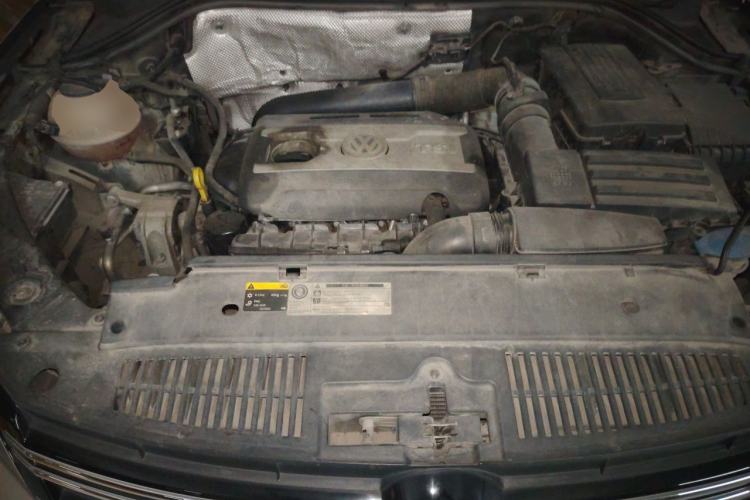 Used Volkswagen Tiguan 2014 2.0 TSI Exclusive Edition Engine Bay