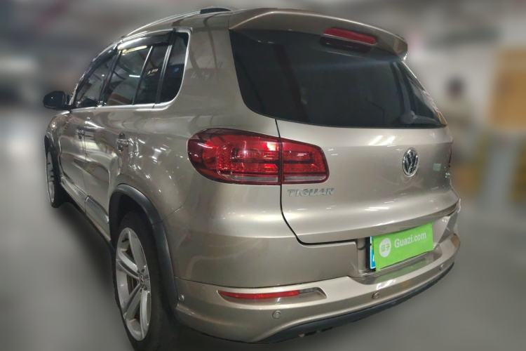 Used Volkswagen Tiguan 2014 2.0 TSI Exclusive Edition Rear Left 45 Deg
