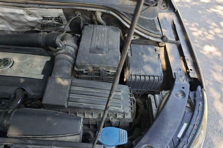 Used Volkswagen Tiguan 2014 1.8TSI Automatic 2WD 30th Anniversary Edition Engine Bay Left