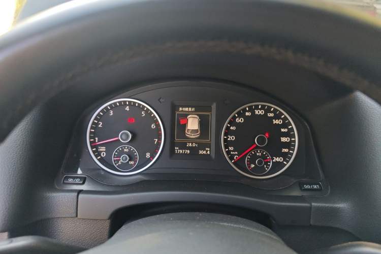 Used Volkswagen Tiguan 2014 1.8TSI Automatic 2WD 30th Anniversary Edition Instrument Cluster
