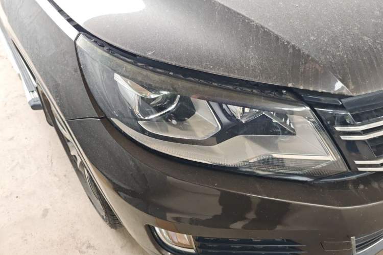 Used Volkswagen Tiguan 2014 1.8TSI Automatic 2WD 30th Anniversary Edition Right Front Headlight