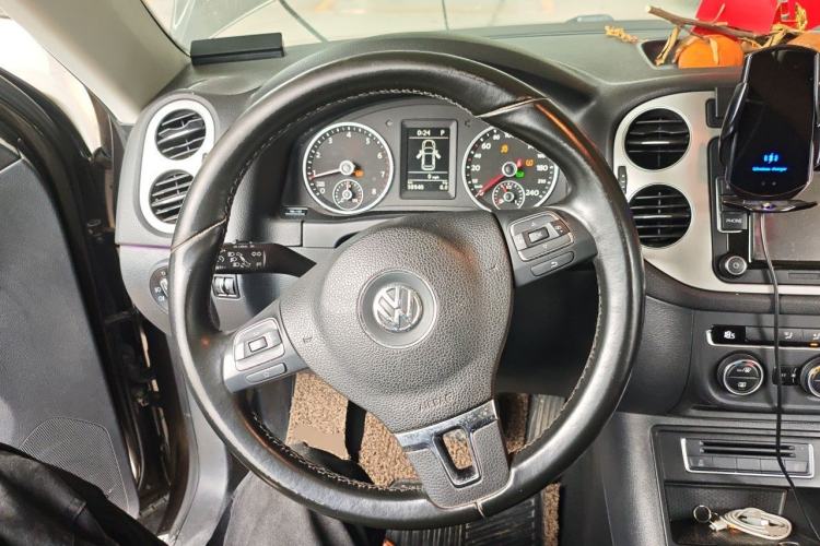 Used Volkswagen Tiguan 2014 1.8TSI Automatic 2WD 30th Anniversary Edition Steering Wheel