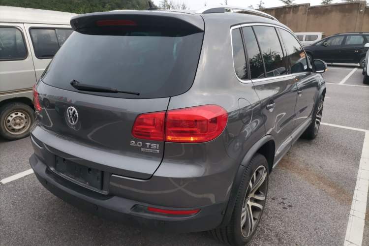 Used Volkswagen Tiguan 2014 2.0 TSI Exclusive Edition Rear Right 45 Deg