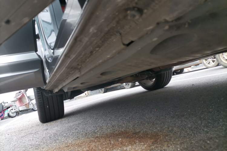 Used Volkswagen Tiguan 2014 2.0 TSI Exclusive Edition Right Side Sill