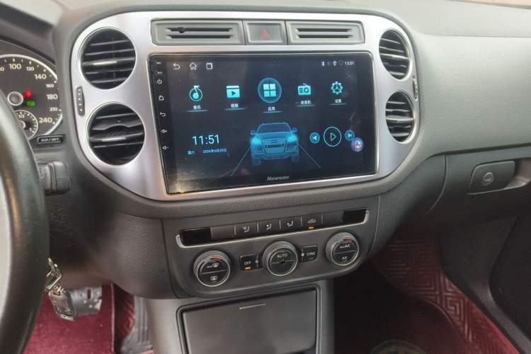 Used Volkswagen Tiguan 2014 1.8TSI Automatic 2WD 30th Anniversary Edition Audio And AC Panel