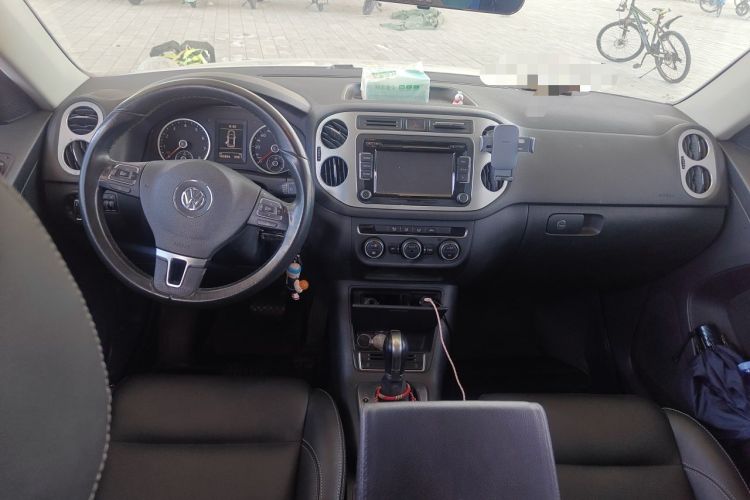Used Volkswagen Tiguan 2014 1.8TSI Automatic 2WD 30th Anniversary Edition Center Console
