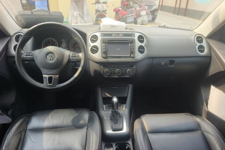 Used Volkswagen Tiguan 2014 1.8TSI Automatic 2WD 30th Anniversary Edition Center Console