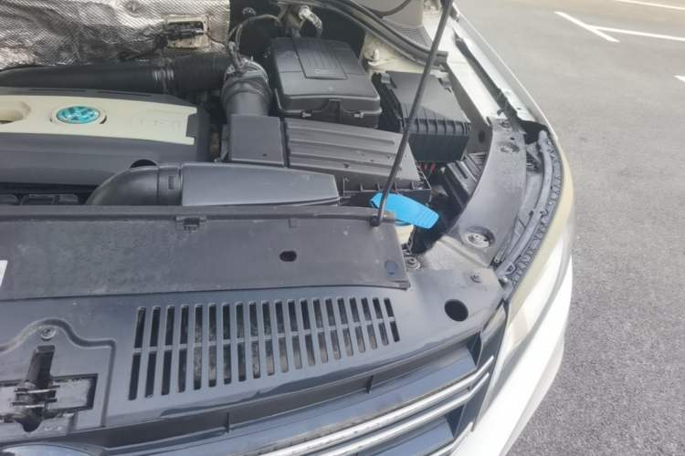 Used Volkswagen Tiguan 2014 1.8TSI Automatic 2WD 30th Anniversary Edition Engine Bay Left