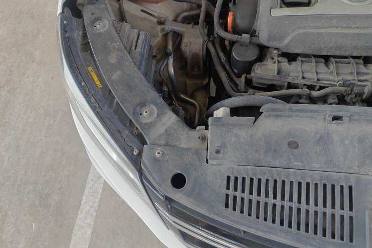 Used Volkswagen Tiguan 2014 1.8TSI Automatic 2WD 30th Anniversary Edition Engine Bay Right