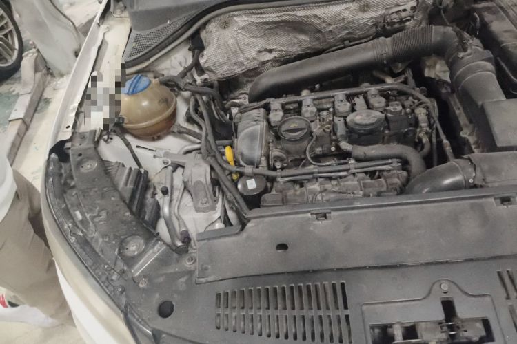 Used Volkswagen Tiguan 2014 1.8TSI Automatic 2WD 30th Anniversary Edition Engine Bay Right