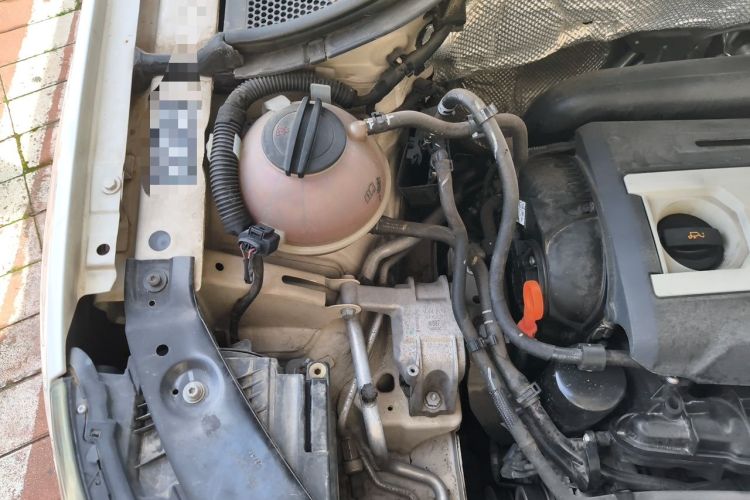 Used Volkswagen Tiguan 2014 1.8TSI Automatic 2WD 30th Anniversary Edition Engine Bay Right