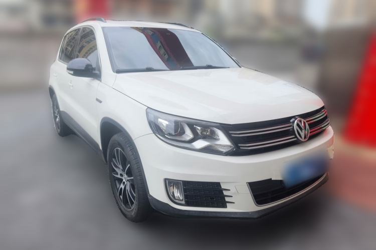 Used Volkswagen Tiguan 2014 1.8TSI Automatic 2WD 30th Anniversary Edition Front Right 45 Deg