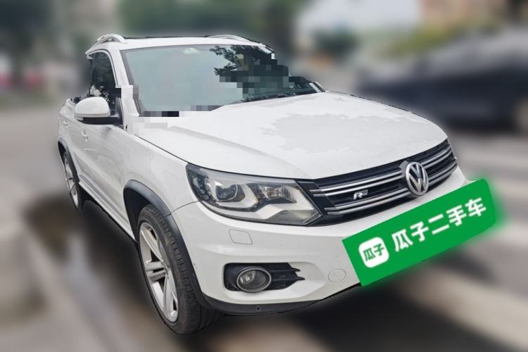 Used Volkswagen Tiguan 2014 2.0 TSI Exclusive Edition Front Right 45 Deg