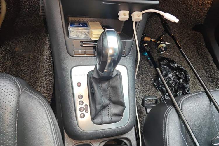 Used Volkswagen Tiguan 2014 2.0 TSI Exclusive Edition Gear Lever