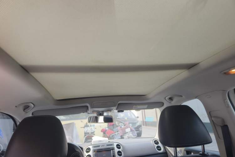 Used Volkswagen Tiguan 2014 1.8TSI Automatic 2WD 30th Anniversary Edition Headliner
