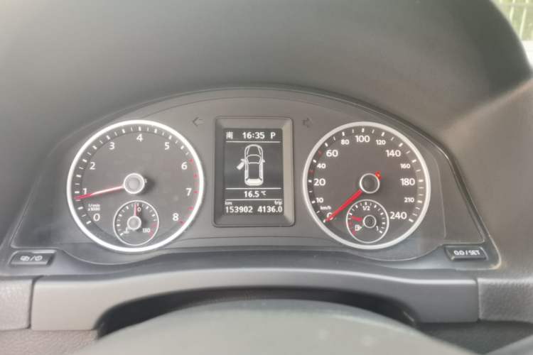 Used Volkswagen Tiguan 2014 1.8TSI Automatic 2WD 30th Anniversary Edition Instrument Cluster
